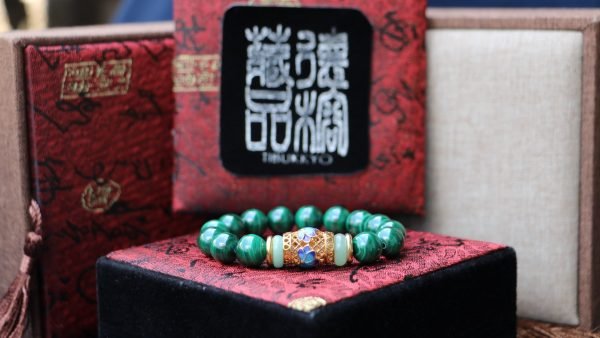 台灣德榕藏品｜原礦無染色孔雀石10mm｜黃銅景泰藍隔珠