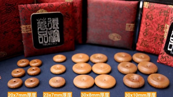 台灣德榕藏品｜精工老料滿花六道木平安扣