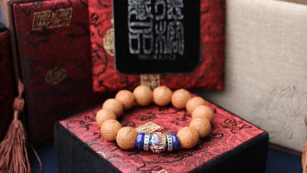 台灣德榕藏品｜尼泊爾鳳眼菩提14mm圓珠｜黃銅景泰藍蓮花造型隔珠