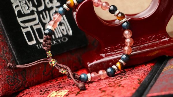 TIBUKKYO台灣德榕藏品｜原礦無染色草莓晶手鍊6mm圓珠｜五色線伸縮結