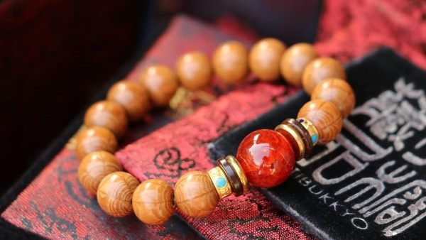 台灣德榕藏品｜精工老料滿花六道木10mm｜紅玉髓隔珠