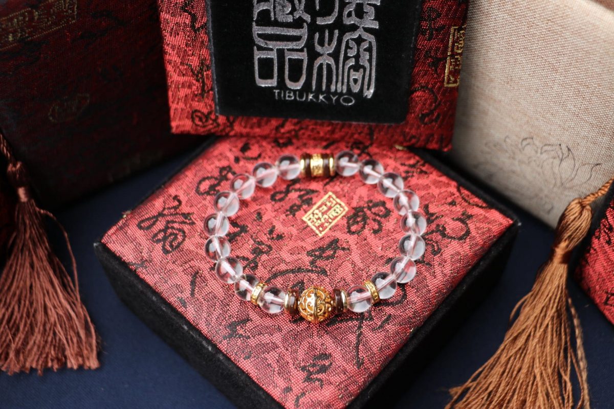 Taiwan Derong Collection｜Raw ore non-dyed white crystal bracelet 8mm｜Hollowed brass beads｜Coconut shell spacer