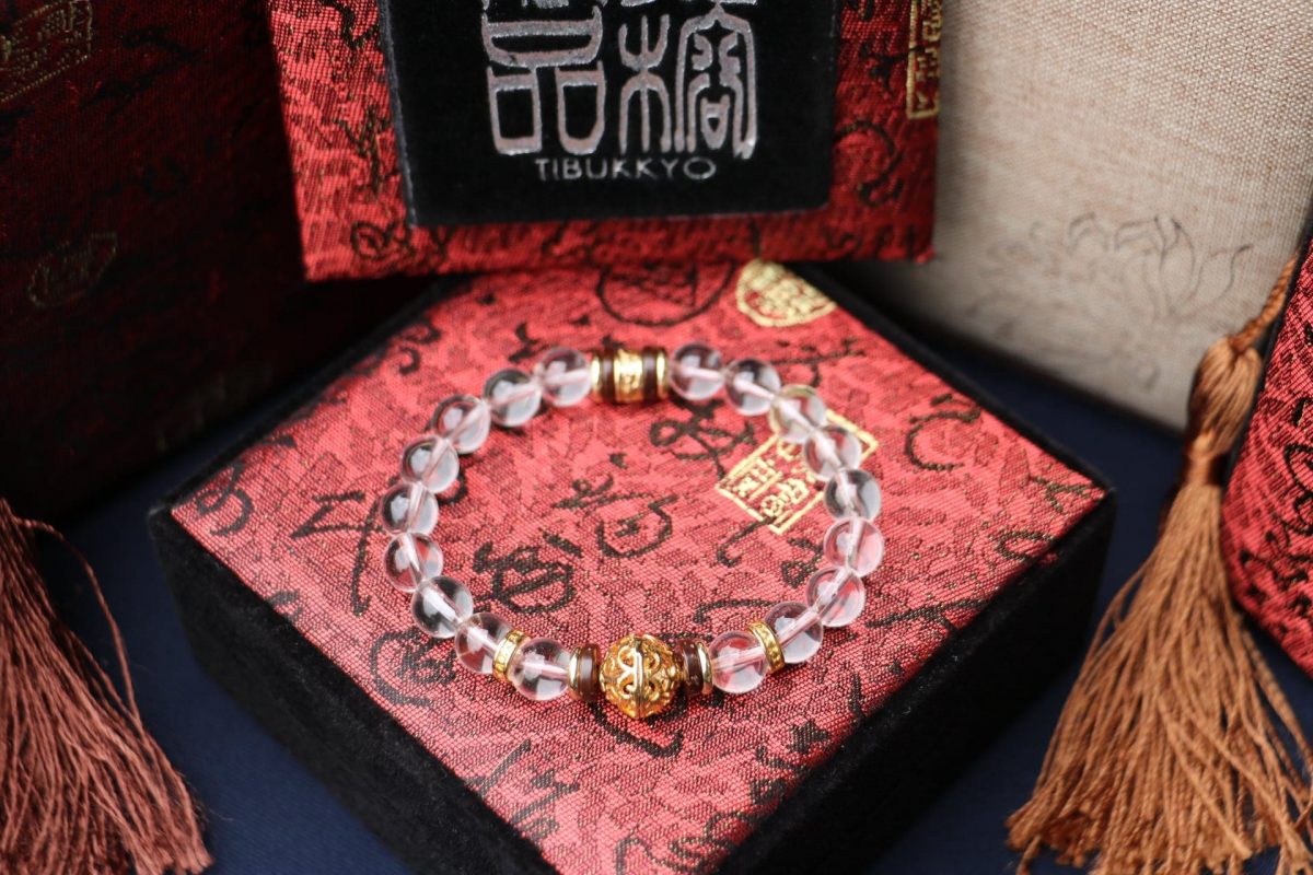 Taiwan Derong Collection｜Raw ore non-dyed white crystal bracelet 8mm｜Hollowed brass beads｜Coconut shell spacer