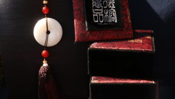 台灣德榕藏品｜半玉化硨磲平安扣46x9.6mm｜硨磲平安扣吊墜｜流蘇款