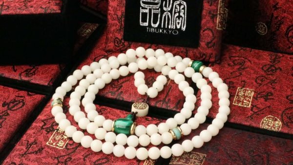 台灣德榕藏品｜高拋白玉菩提根8mm圓珠108顆｜天然孔雀石佛頭