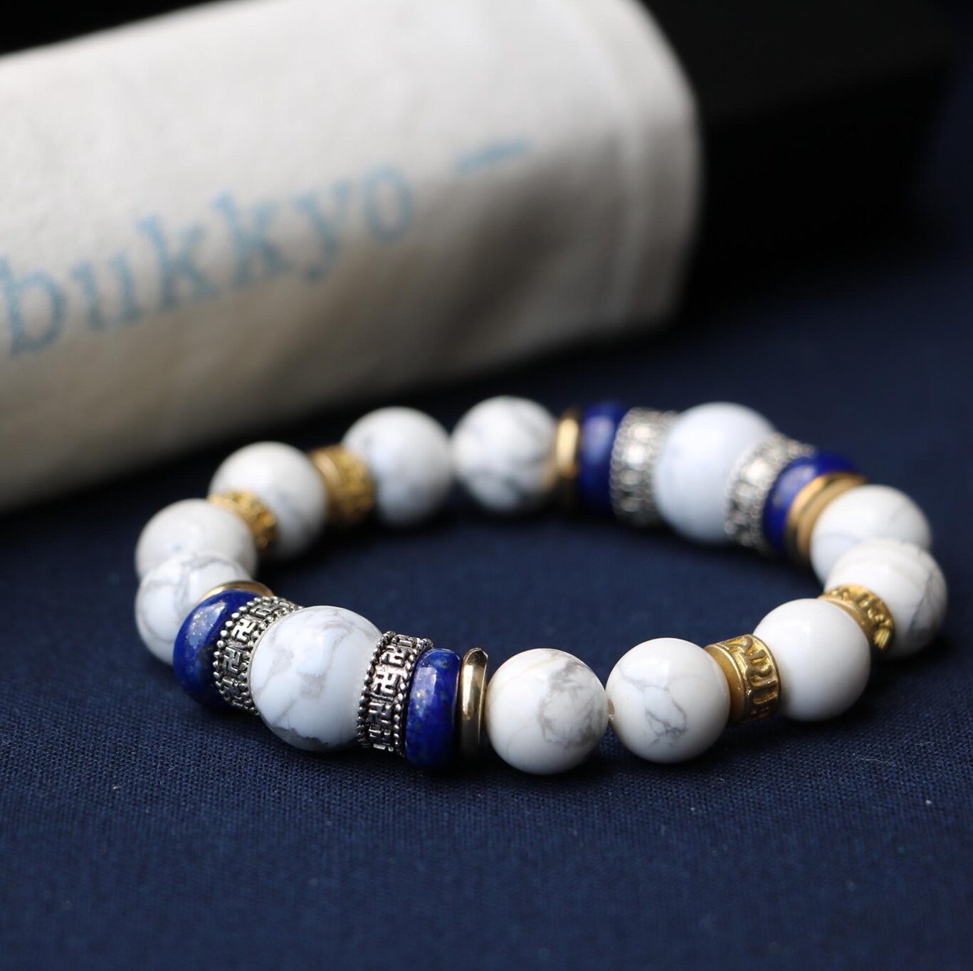 Taiwan Derong Collection｜Original undyed white turquoise hand beads 12mm｜Six-character proverb brass spacer