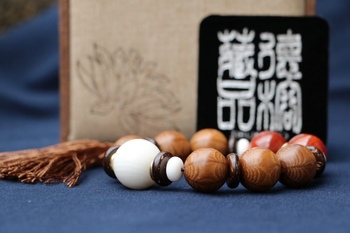 TIBUKKYO Taiwan Derong Collection｜Special Seiko Old Materials Full Flower Hexalog 20mm Hand Bead Type｜Natural Tridacna Beads｜Carnelian