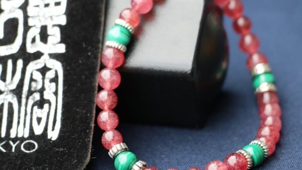 台灣德榕藏品｜原礦無染色草莓晶6mm圓珠｜孔雀石隔珠