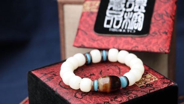 台灣德榕藏品｜白玉菩提根7x9mm桶珠｜蠶絲瑪瑙