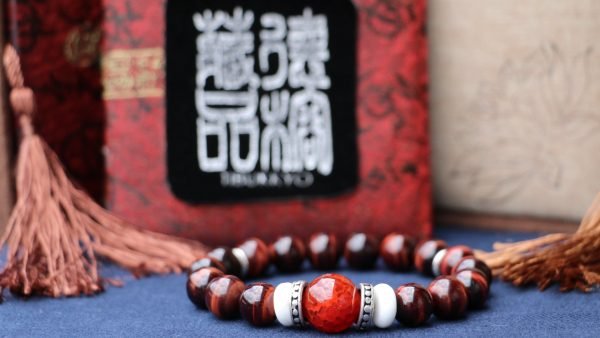 台灣德榕藏品｜原礦無染色紅虎眼10mm圓珠手珠｜紅玉髓