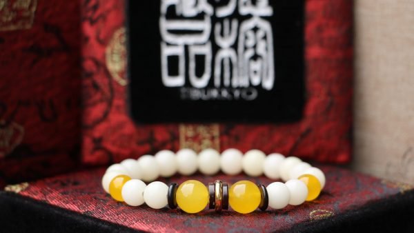 台灣德榕藏品｜高拋白玉菩提根手串8mm圓珠｜黃玉髓隔珠