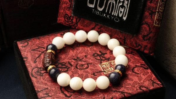 台灣德榕藏品｜全玉化硨磲手珠10mm圓珠｜紅檀木隔珠｜藍砂石隔珠