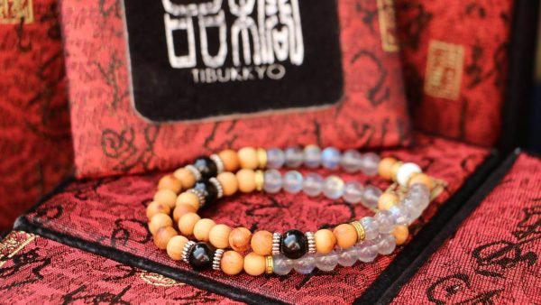 台灣德榕藏品｜6mm崖柏木珠｜硨磲｜拉長石