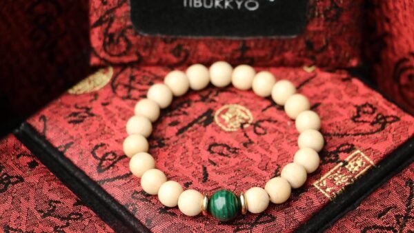 台灣德榕藏品｜新籽六道木手珠8mm圓珠｜原礦孔雀石隔珠