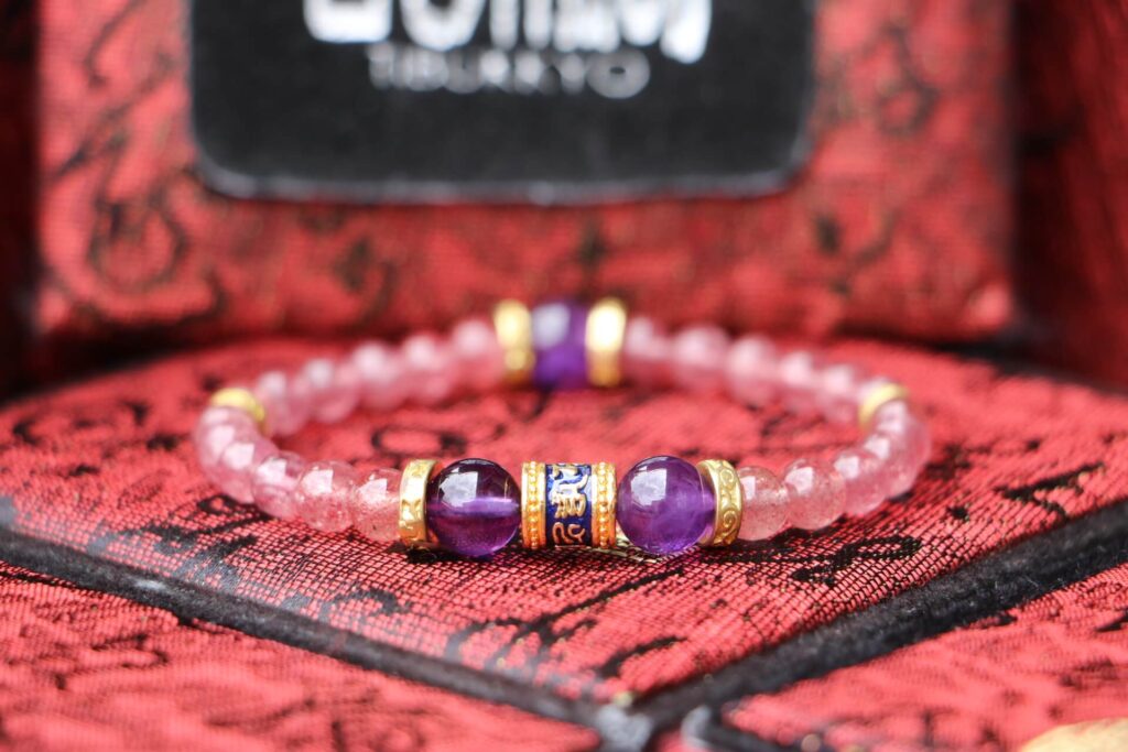 Taiwan Derong Collection｜Raw ore non-dyed strawberry crystal bracelet 6mm round beads｜Amethyst spacer beads