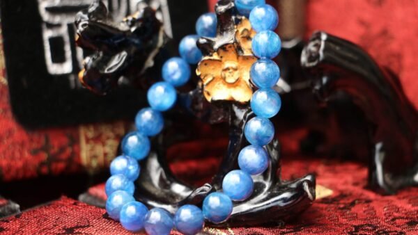 台灣德榕藏品｜精品原礦無染色藍晶石手珠 8mm圓珠