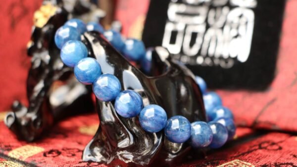 台灣德榕藏品｜精品原礦無染色藍晶石手珠 10mm圓珠