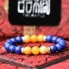 台灣德榕藏品｜原礦無染色青金石手珠8mm｜緬甸黃玉隔珠（普通貨）