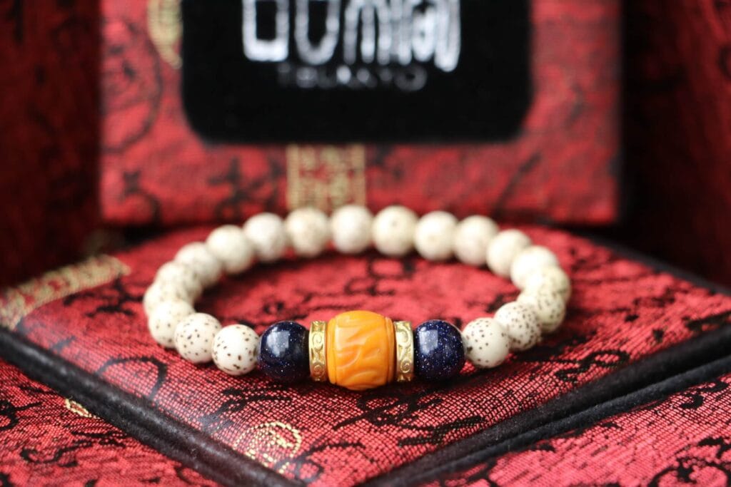 TIBUKKYO Taiwan Derong Collection｜3A+Xingyue Bodhi hand beads 8mm round beads｜Myanmar topaz cloud pattern spacer beads◎Accessories: undyed Burmese topaz cloud pattern spacer beads｜Blue sandstone (golden sandstone)