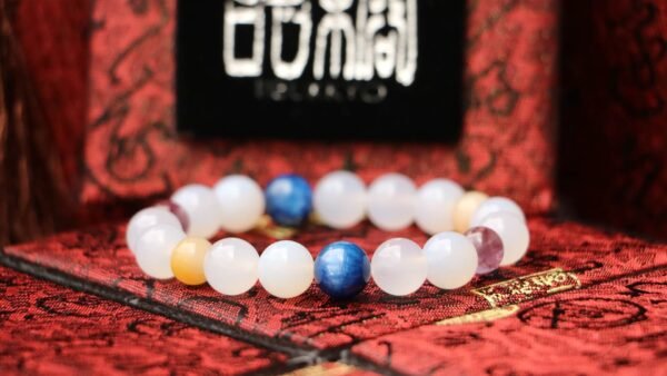 台灣德榕藏品｜原礦白瑪瑙手珠10mm｜藍晶石｜緬甸黃玉｜紫幽靈隔珠