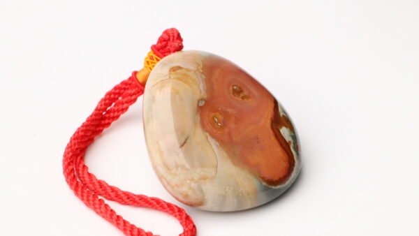 台灣德榕藏品｜原礦阿拉善瑪瑙吊墜寬 60.9mm X 厚35.3mm