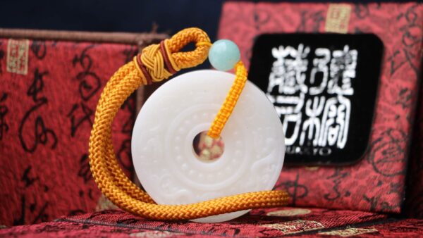 Taiwan Derong Collection｜Full Yuhua Xiangyun Riding Dragon Tridacna Ping An Wheel｜Clam handle 60mm