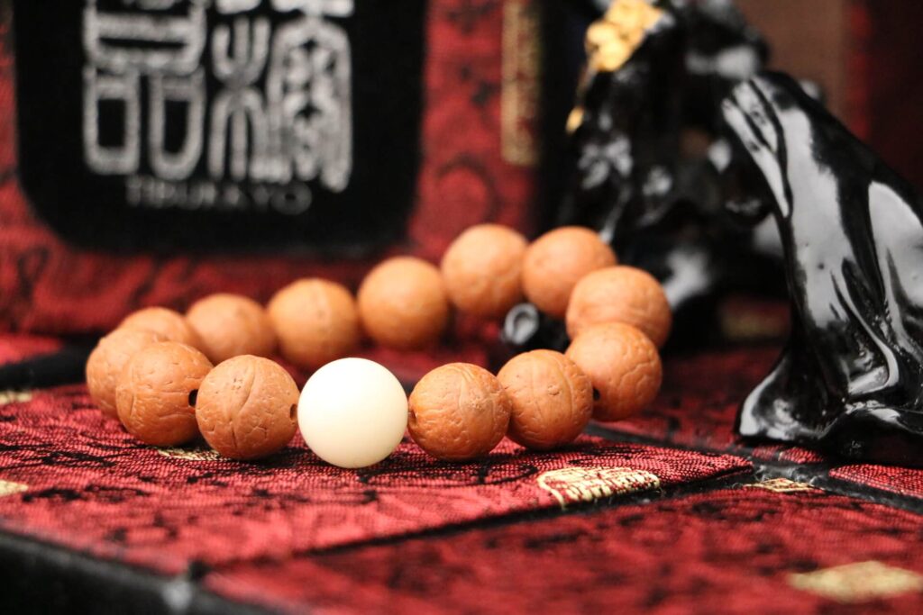 Taiwan Derong Collection｜Nepal Orthodox Hyacinth Eye Bodhi Hand Bead 14mm｜White Jade Bodhi Root