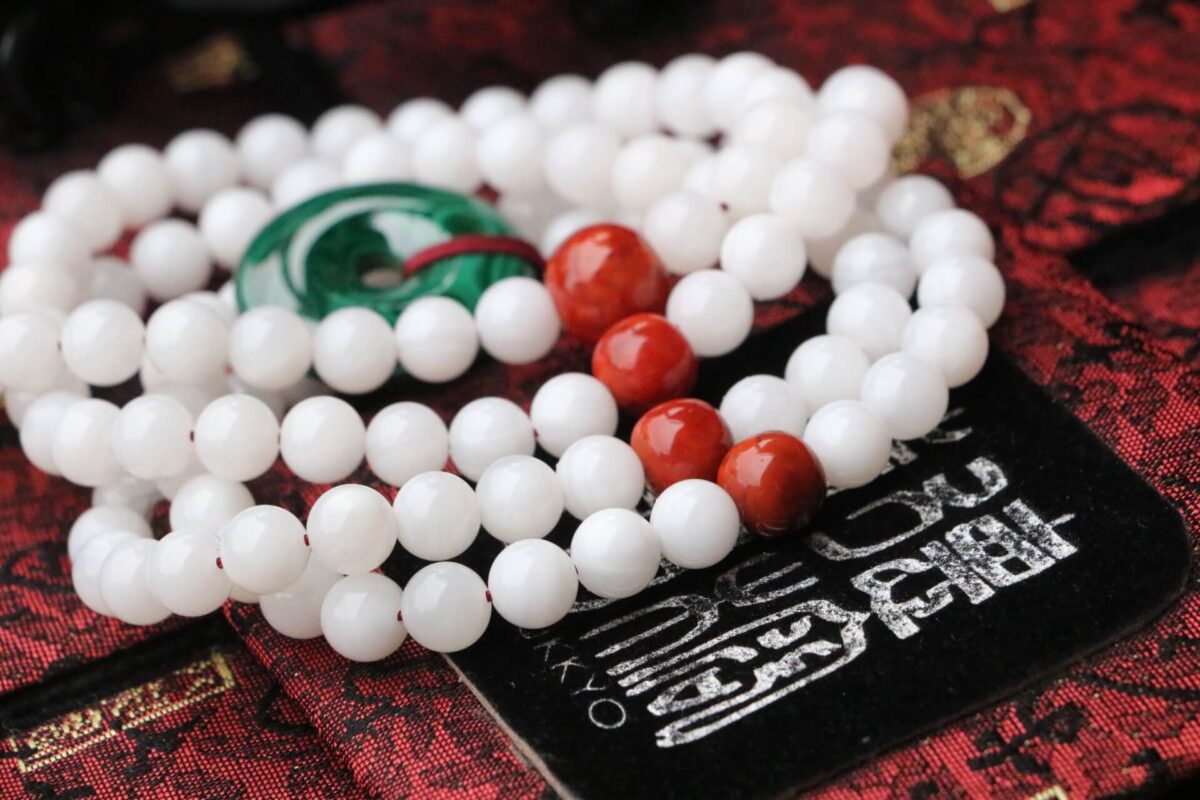 Taiwan Derong Collection｜Full Jade Tridacna Rosary Beads 8mm 108pcs｜South Red Agate with Flame Pattern｜Malachite Safety Buckle