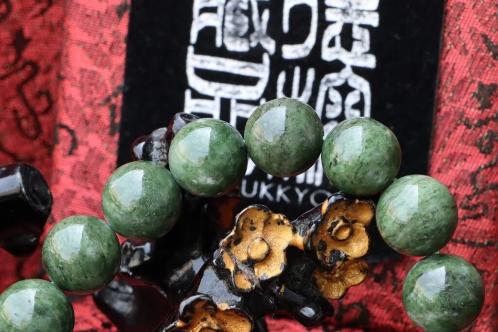 台灣德榕藏品|原礦天然綠黝簾石手珠14mm|Zoisite Stone