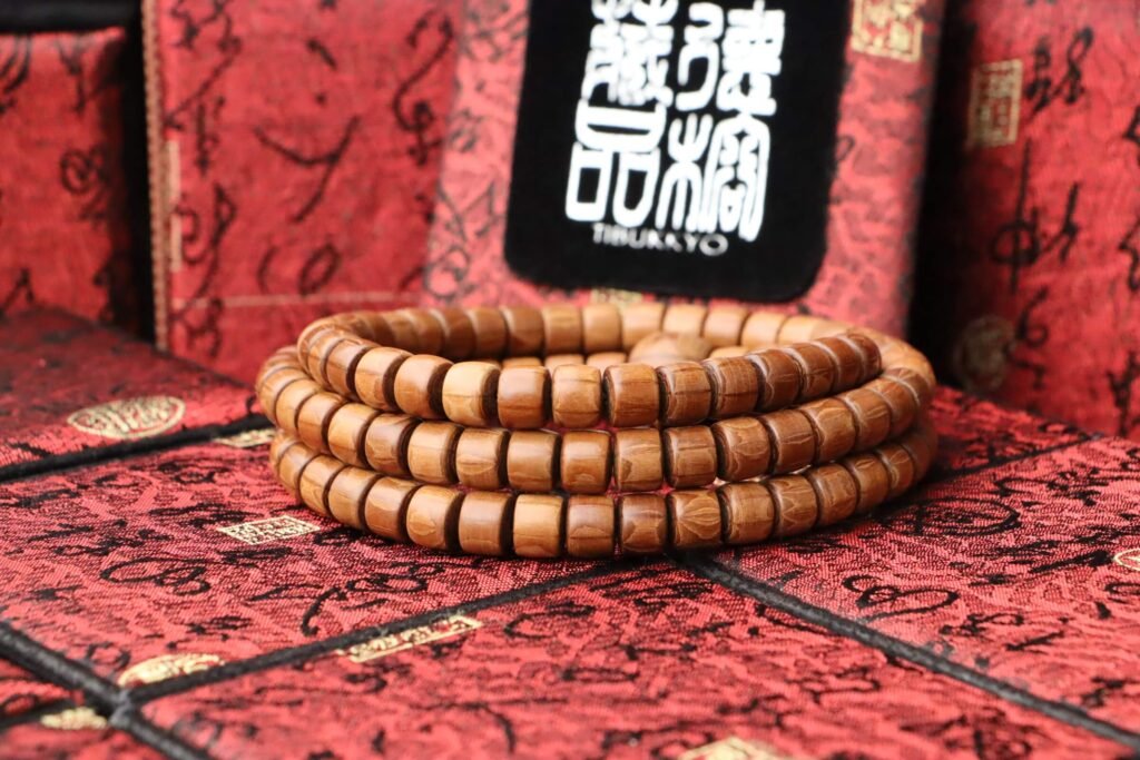台灣德榕藏品|特精工老料滿花六道木10x8mm桶珠 108顆|素珠