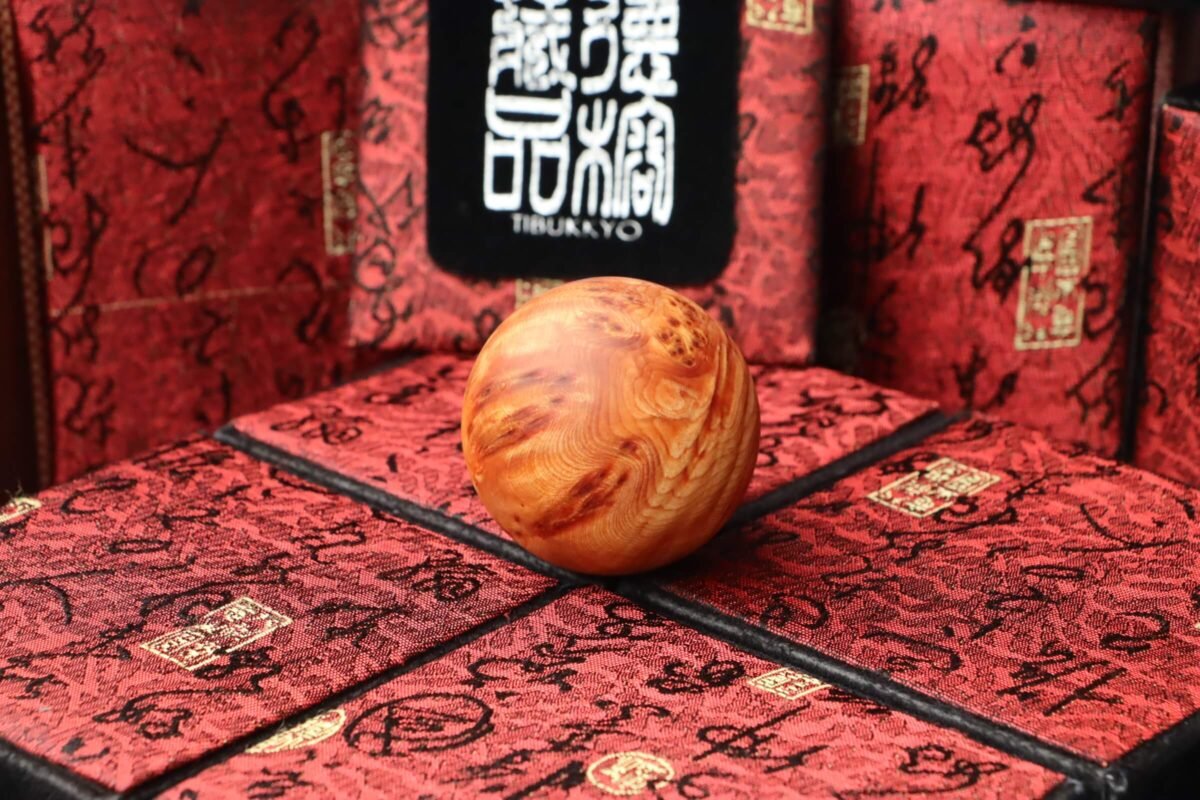 TIBUKKYO台灣德榕藏品｜太行崖柏貢珠 50mm｜高油微瘤疤｜崖柏手把件