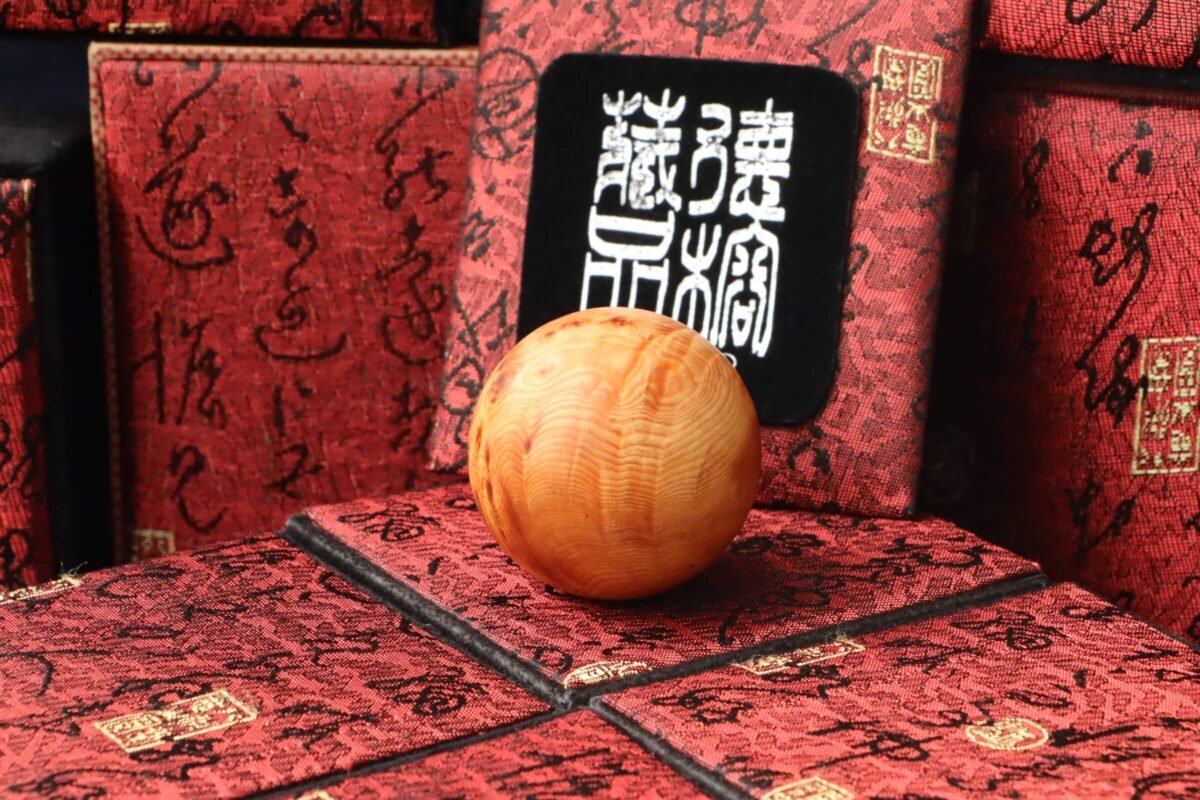 TIBUKKYO台灣德榕藏品｜太行崖柏貢珠 50mm｜高油微瘤疤｜崖柏手把件