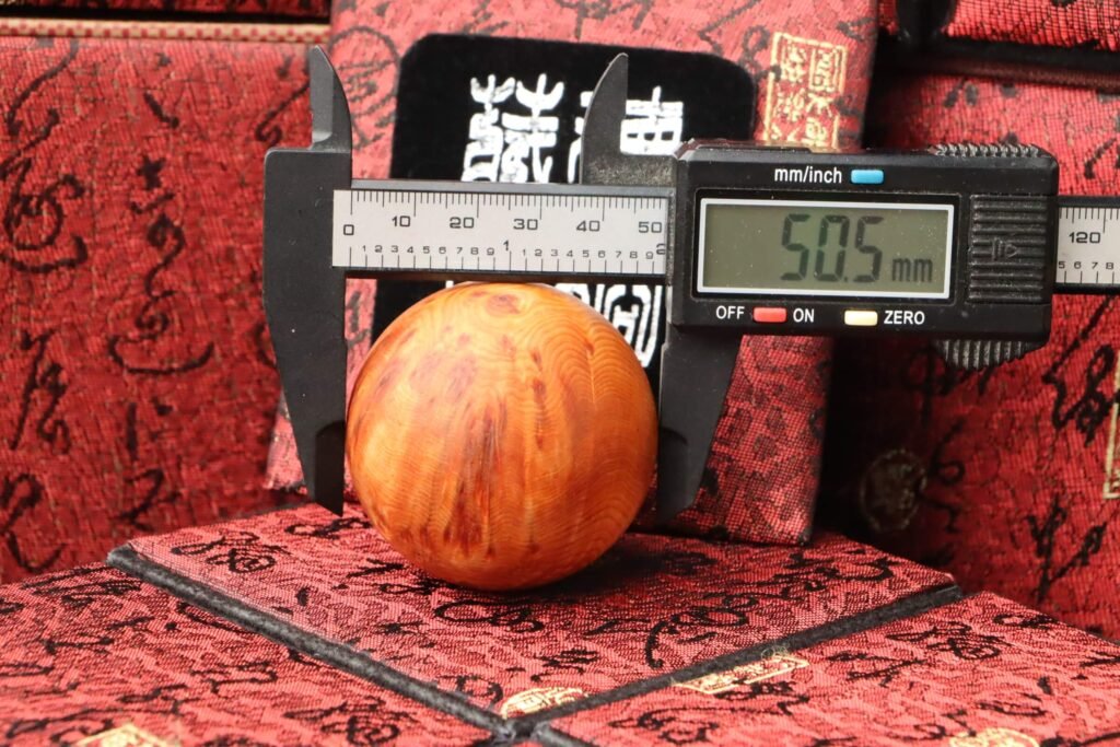 TIBUKKYO台灣德榕藏品|太行崖柏貢珠 50mm|高油微瘤疤|崖柏手把件