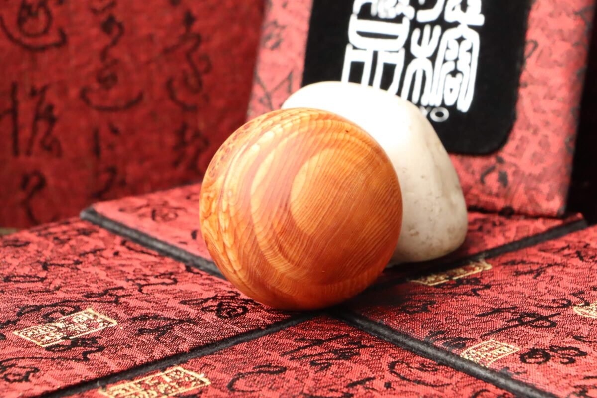 TIBUKKYO台灣德榕藏品｜太行崖柏貢珠 50mm｜高油微瘤疤｜崖柏手把件