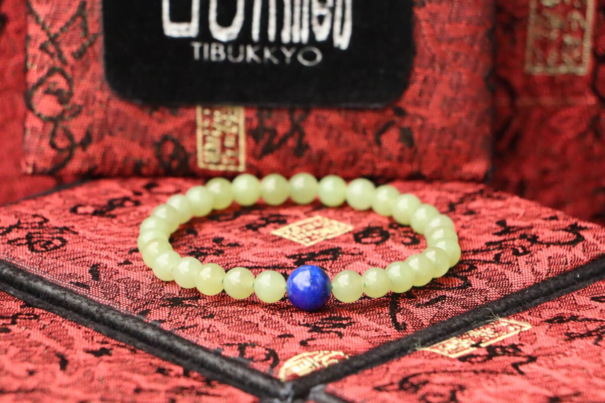 TIBUKKYO德榕藏品｜原礦天然多寶和闐玉手珠 6mm圓珠｜青玉｜半透光｜青金石隔珠