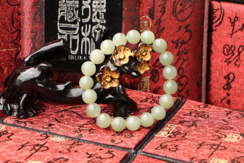 台灣德榕藏品｜原礦天然和闐玉手珠 10mm圓珠｜和田玉青玉半透