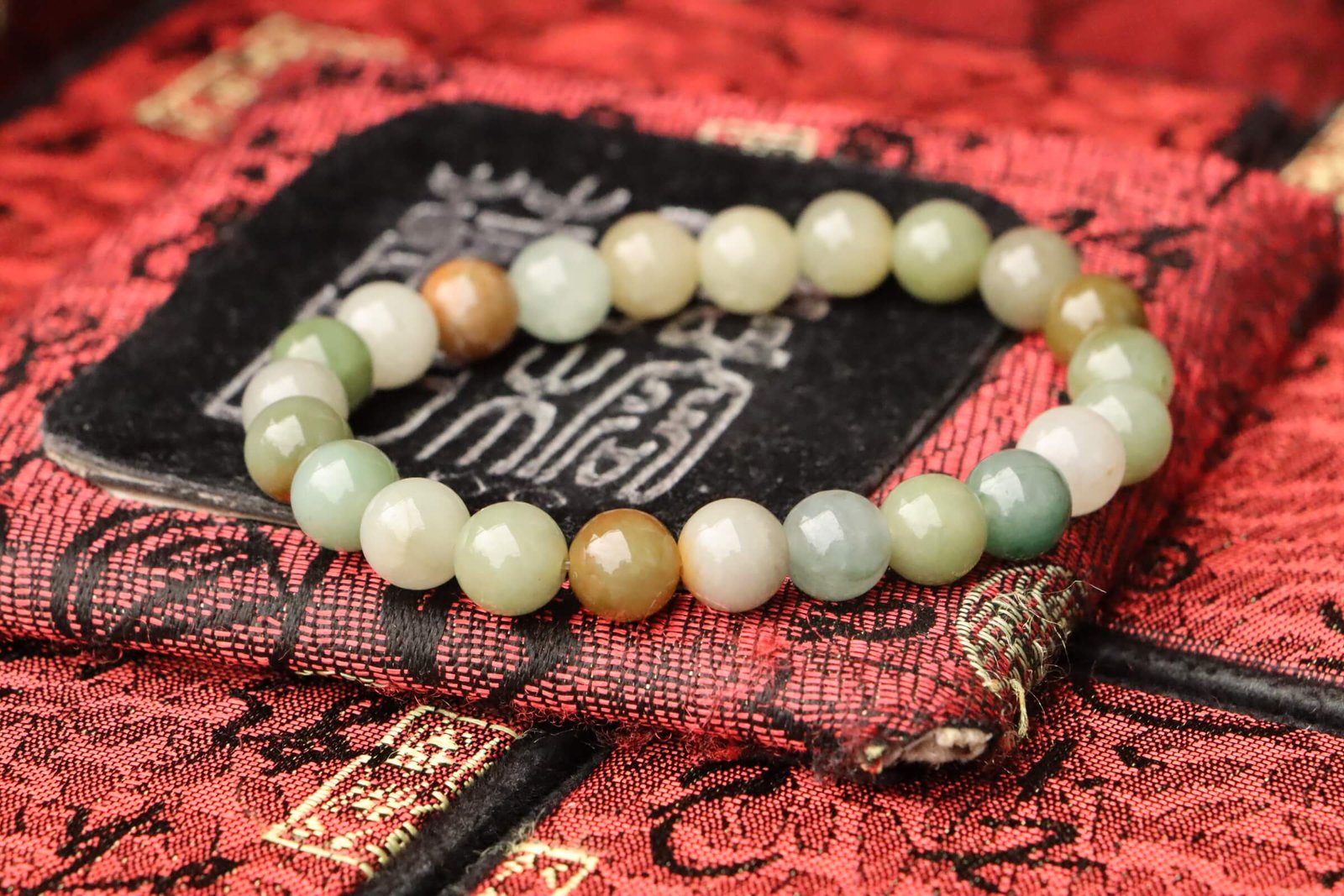 台灣德榕藏品|天然多寶翡翠手珠 8mm圓珠 緬甸玉翡翠A貨