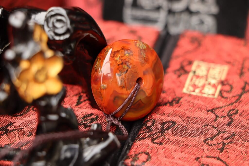 台灣德榕藏品|原礦戰國紅瑪瑙平安扣吊墜|29.6mm直徑 x 13mm厚度