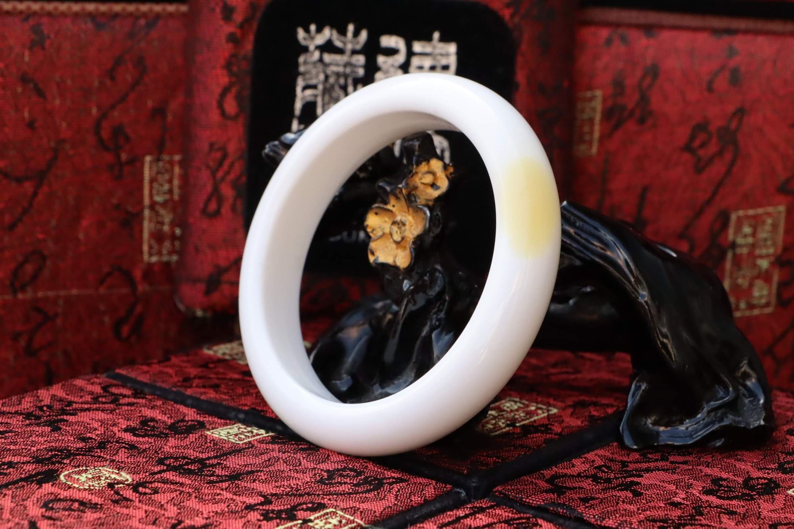 Tibukkyo台灣德榕藏品｜天然硨磲手鐲 帶黃硨磲 寬14.2mmx57.9cm｜佛教七寶