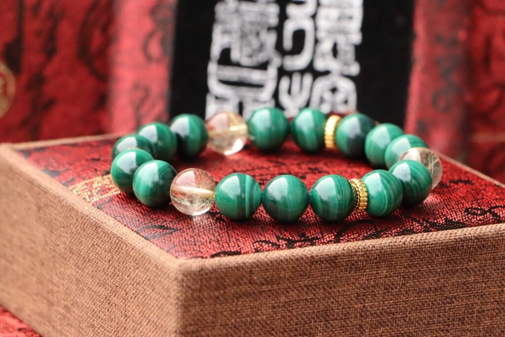 台灣德榕藏品｜原礦無染色孔雀石手珠 10mm圓珠｜金髮晶隔珠