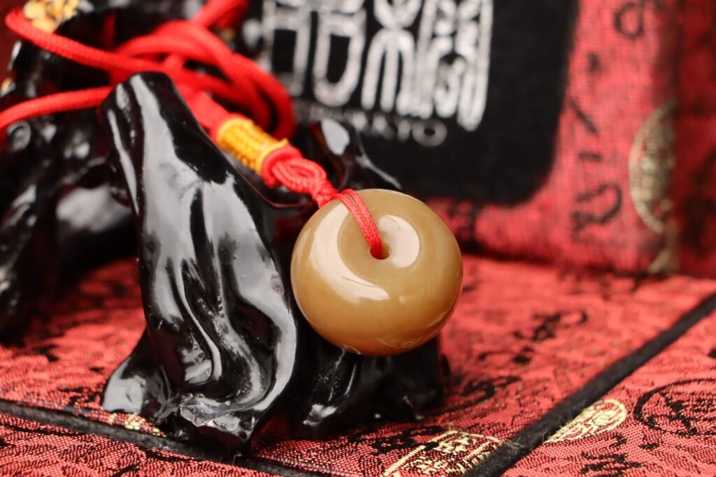 台灣德榕藏品｜原礦天然和闐玉平安扣｜新疆料和田玉 24.9mmX高15.8mm