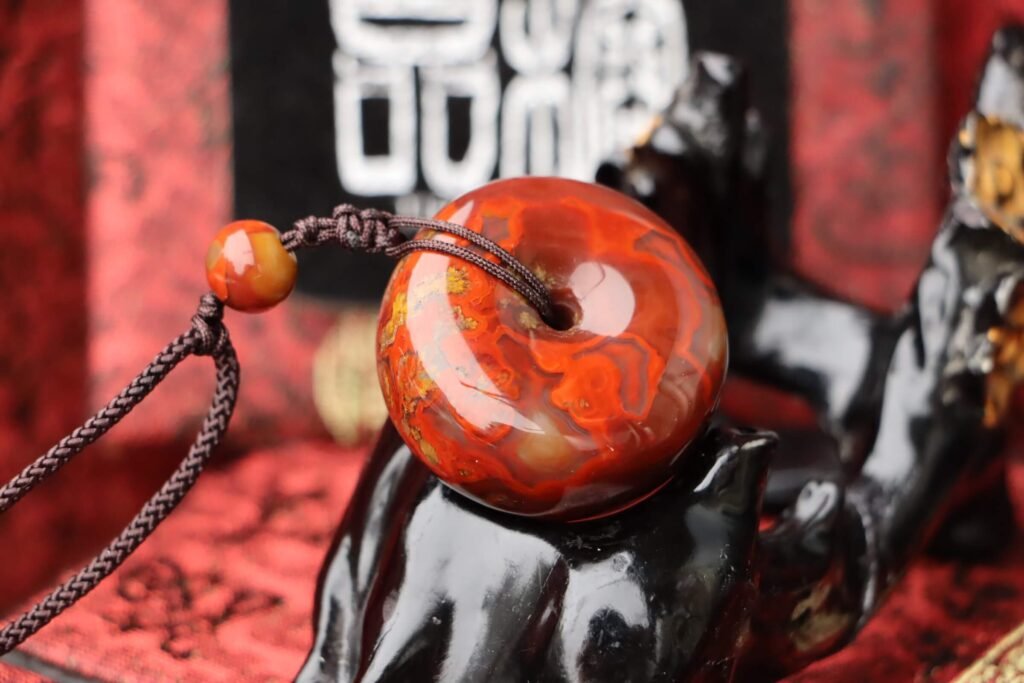 台灣德榕藏品|原礦戰國紅瑪瑙平安扣吊墜|34.4mm直徑 X 16.3mm厚度